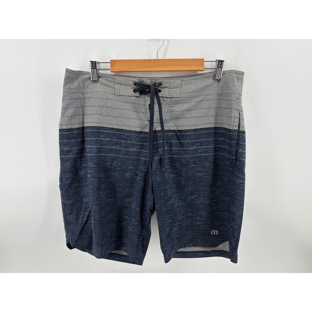 Travis Mathew Board Shorts, Navy/Gray Striped , Lightweight Quick Dry, Sz 32